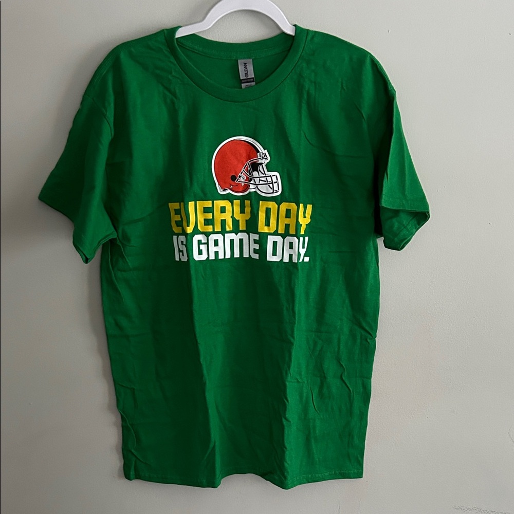 Gildan Green Game Day T-Shirt with browns logo